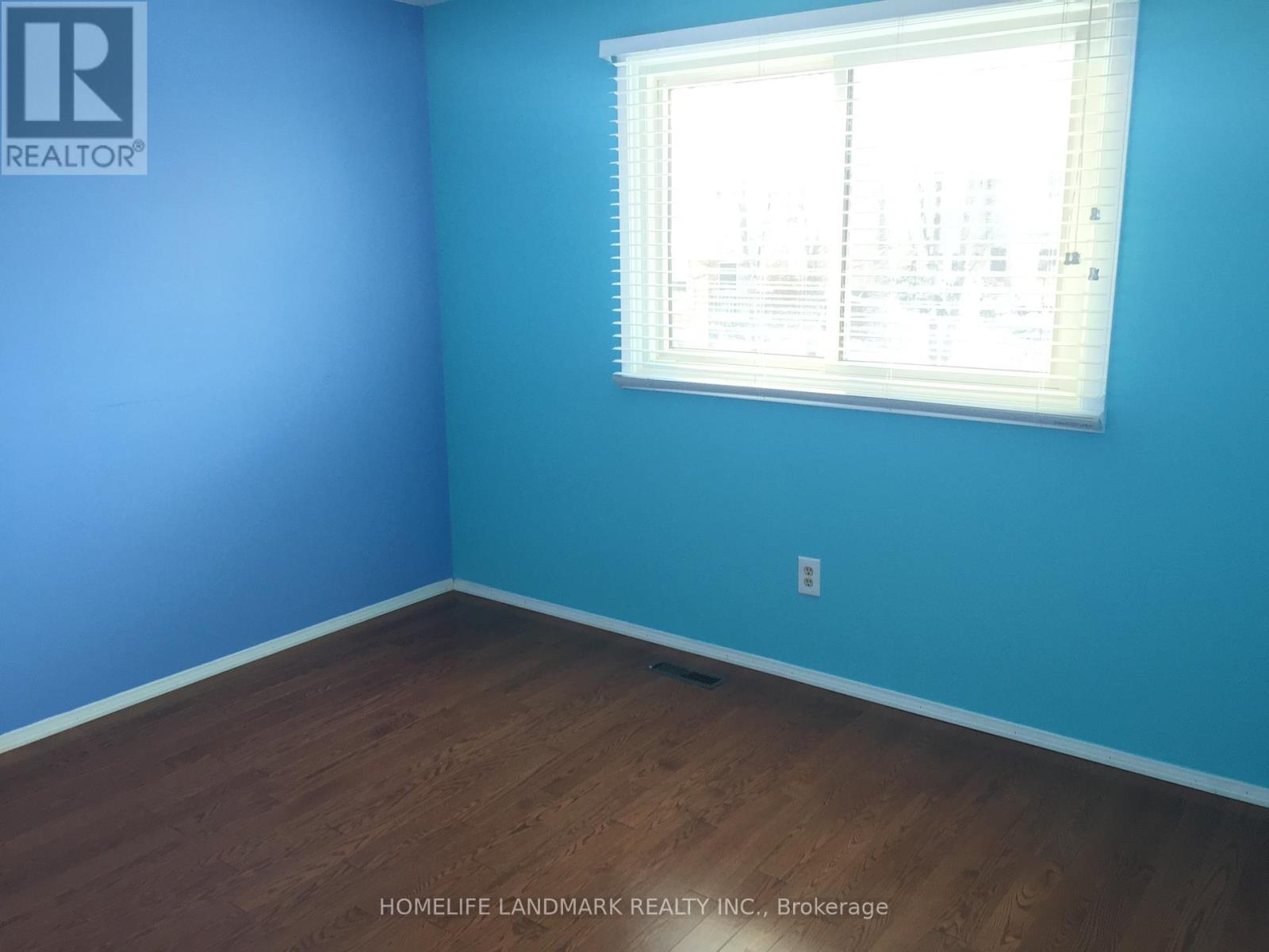 6211 Fullerton Crescent, Mississauga (Meadowvale), Ontario  L5N 3A3 - Photo 13 - W12143456