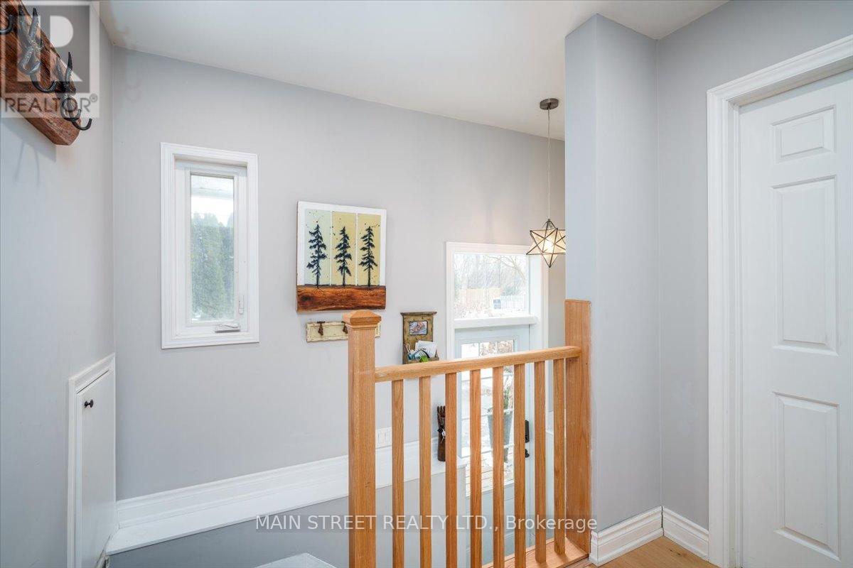 Property at 6 FIRELANE 6A image 4