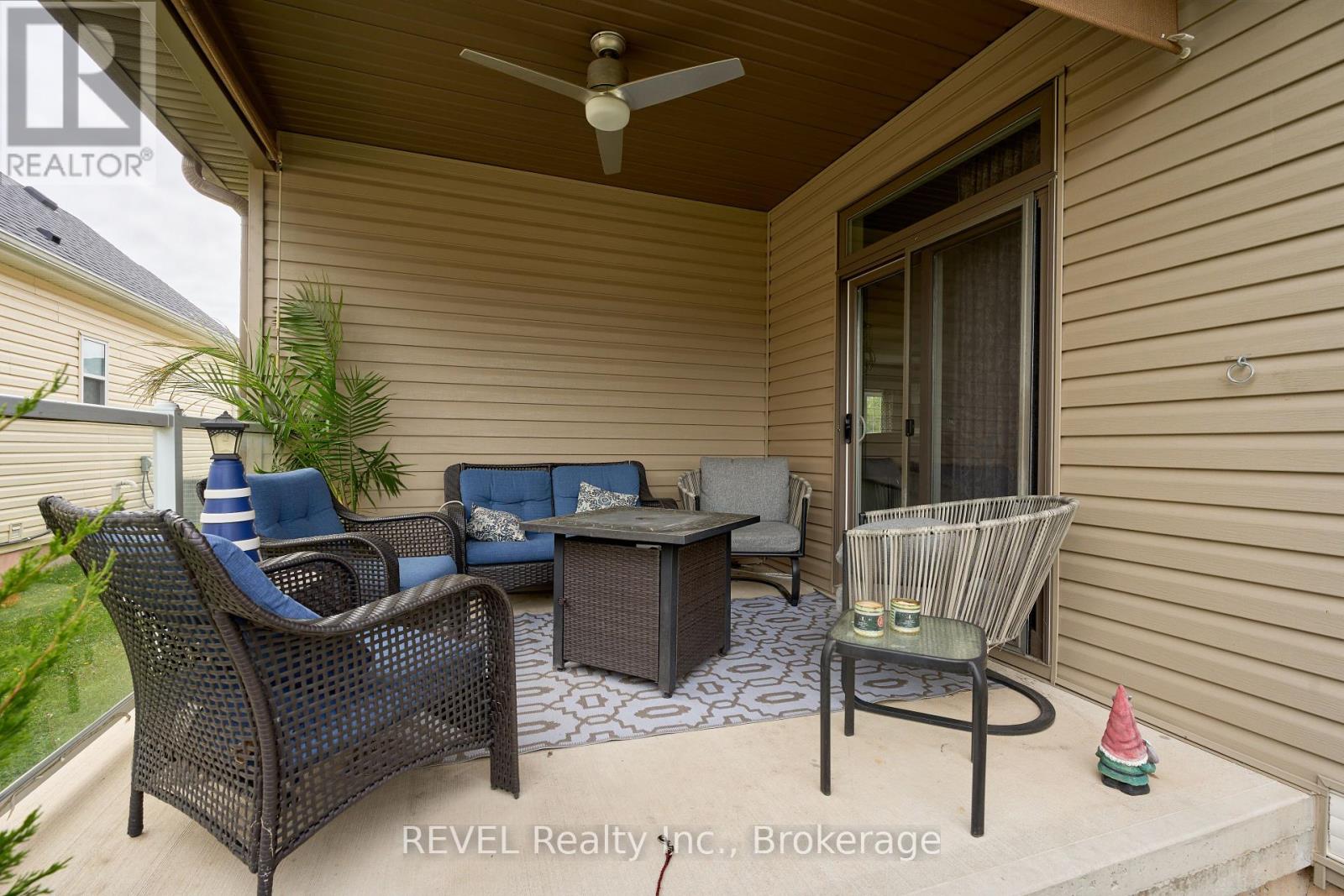 4061 Village Creek Drive, Fort Erie (Stevensville), Ontario  L0S 1S0 - Photo 19 - X12143515