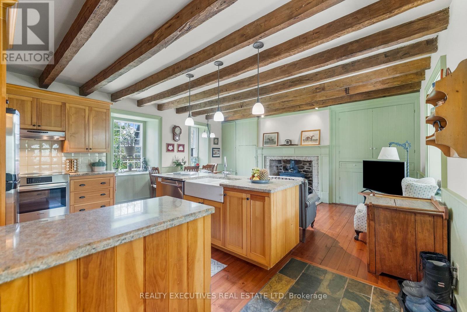 1330 Barries Side Road N, Drummond/north Elmsley, Ontario  K7H 0M2 - Photo 8 - X12143522