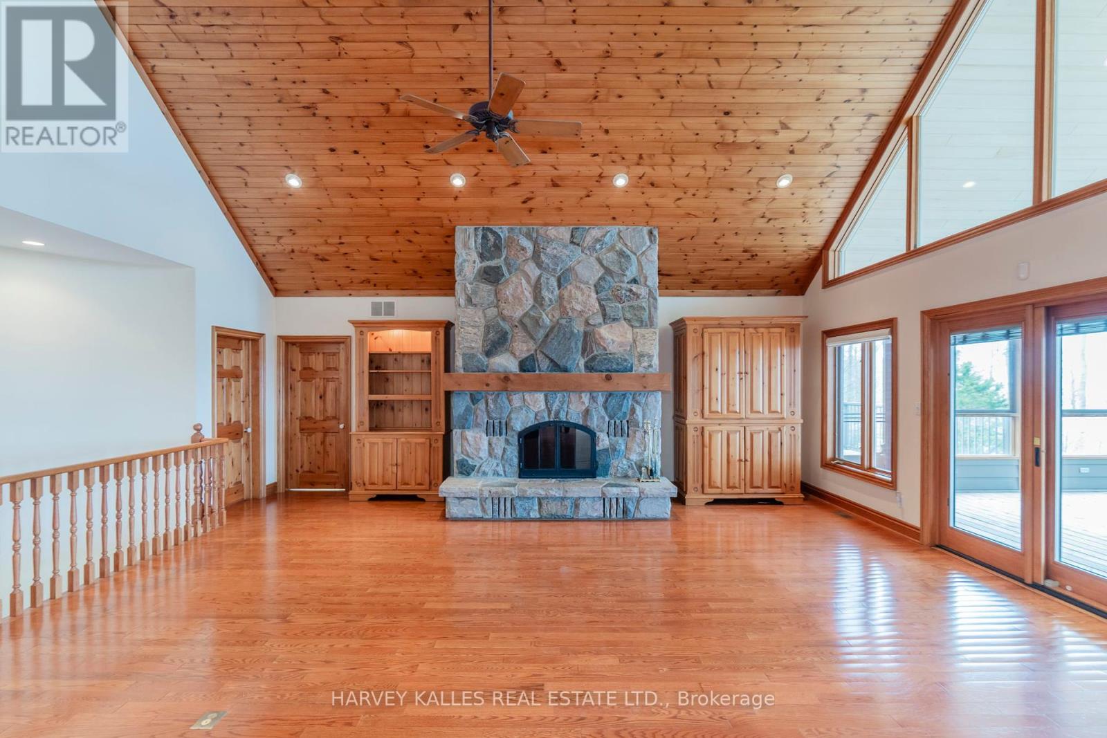 20 Nippissing Ridge Road, Tiny, Ontario  L9M 0T8 - Photo 13 - S12142576