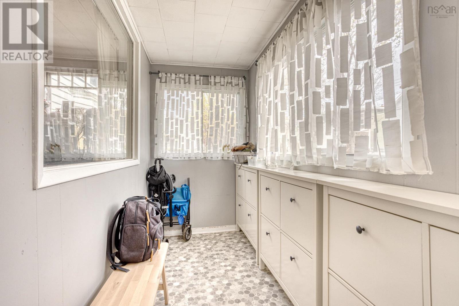 Property at 2536 Elm Street image 3