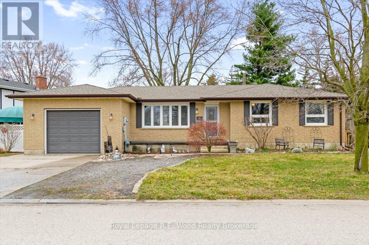 Property at 8 MARSHALL DRIVE image 1
