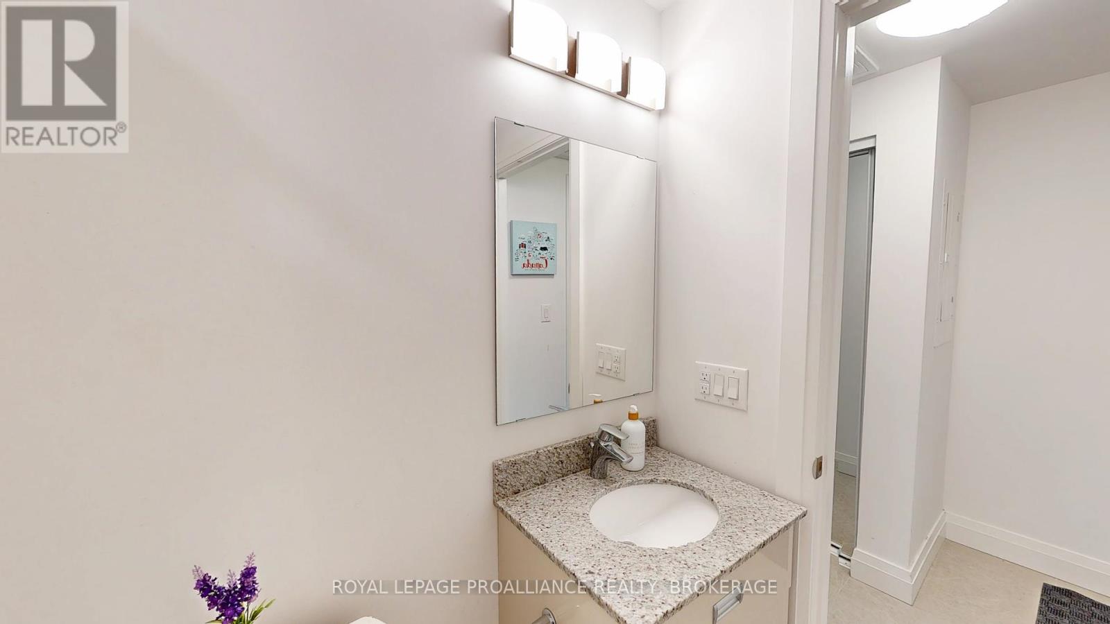 517 - 652 Princess Street, Kingston, Ontario  K7L 1E5 - Photo 24 - X12142522