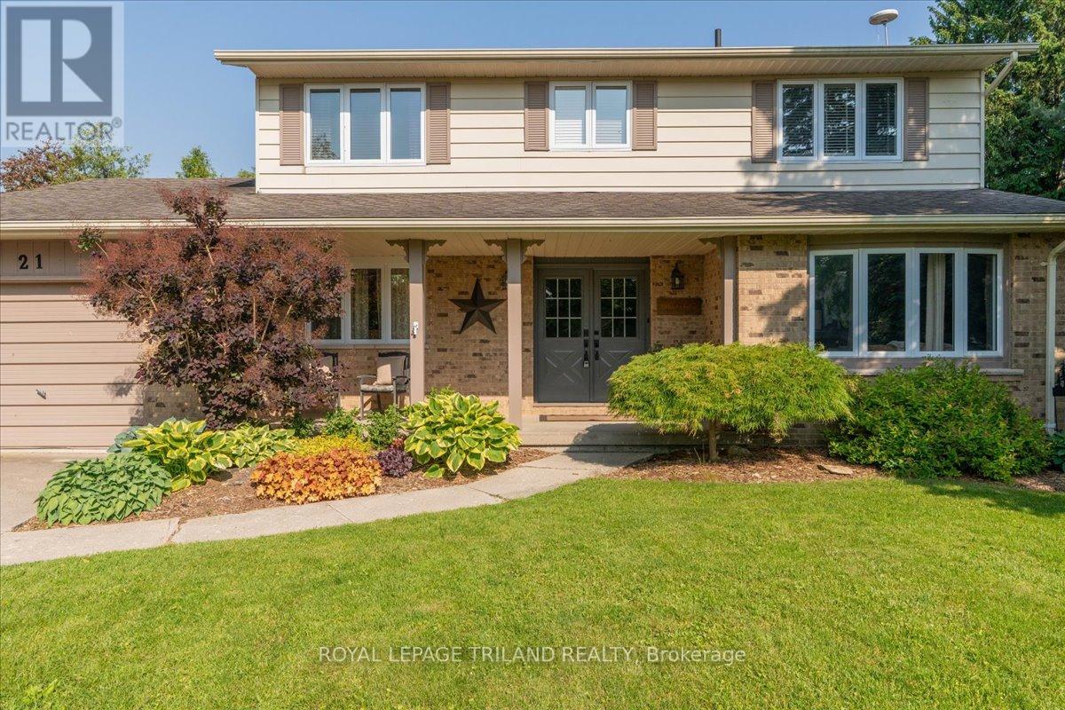 21 Sherwood Crescent, South Huron, Ontario  N0M 1S1 - Photo 3 - X12073162