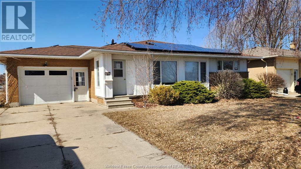 Property at 107 Danforth AVENUE image 1