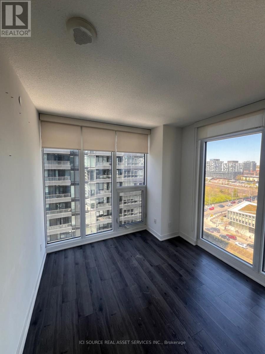 1506 - 70 Queens Wharf Road, Toronto, Ontario  M5V 0J2 - Photo 3 - C12143548
