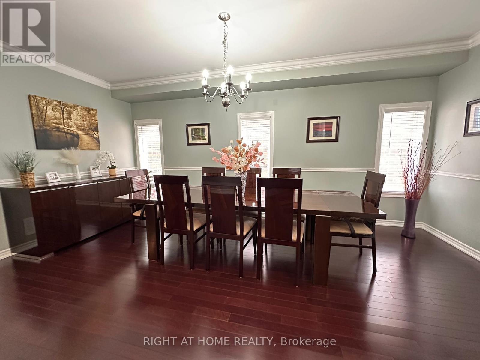 12 Promenade Drive, Whitby, Ontario  L1R 0L4 - Photo 4 - E12143542