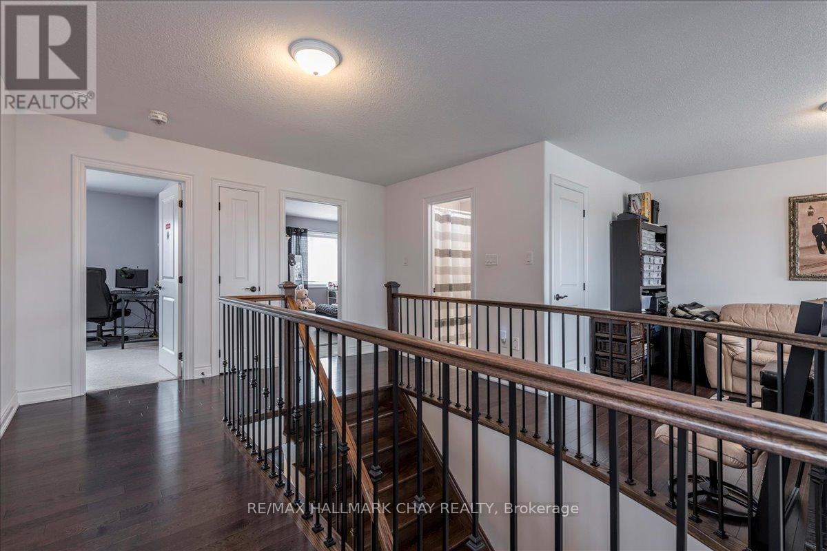 1171 Quarry Drive, Innisfil, Ontario  L9S 4W8 - Photo 11 - N12143524