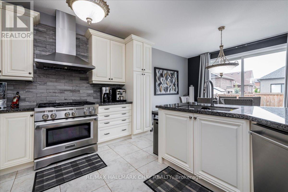 1171 Quarry Drive, Innisfil, Ontario  L9S 4W8 - Photo 8 - N12143524