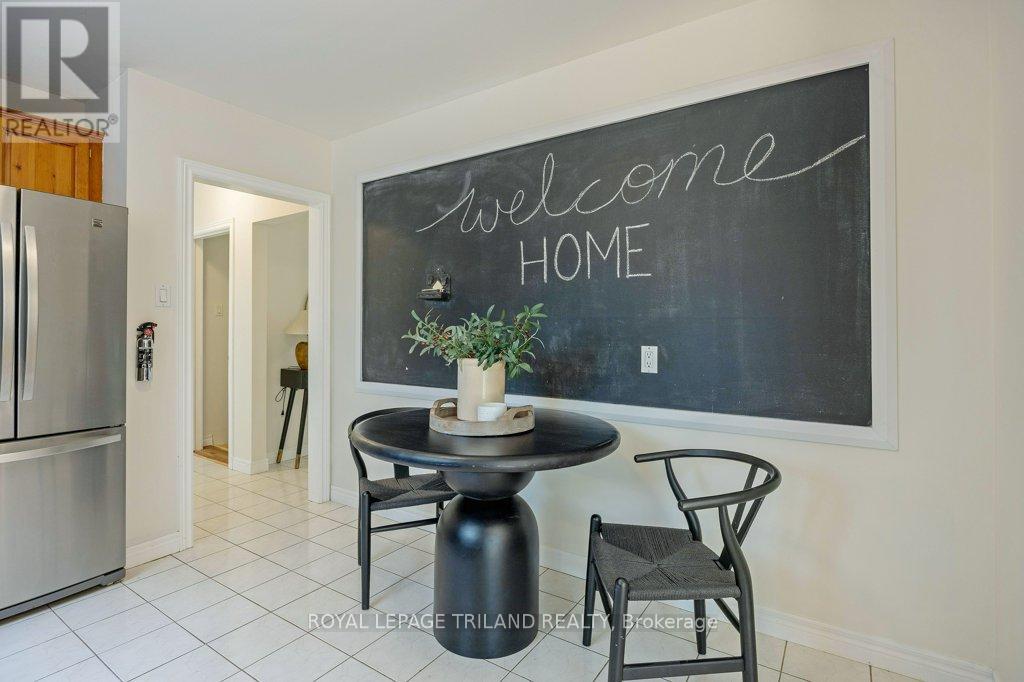 50 Brentwood Crescent, London, Ontario  N6G 1X2 - Photo 11 - X12143572