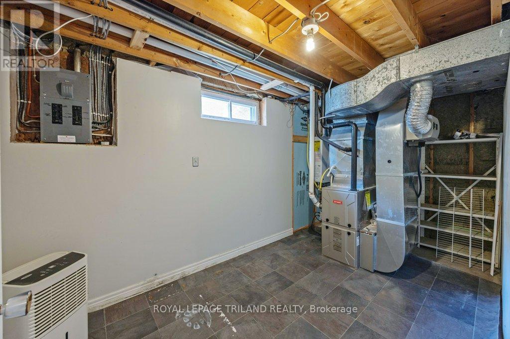 50 Brentwood Crescent, London North (North J), Ontario  N6G 1X2 - Photo 15 - X12143572