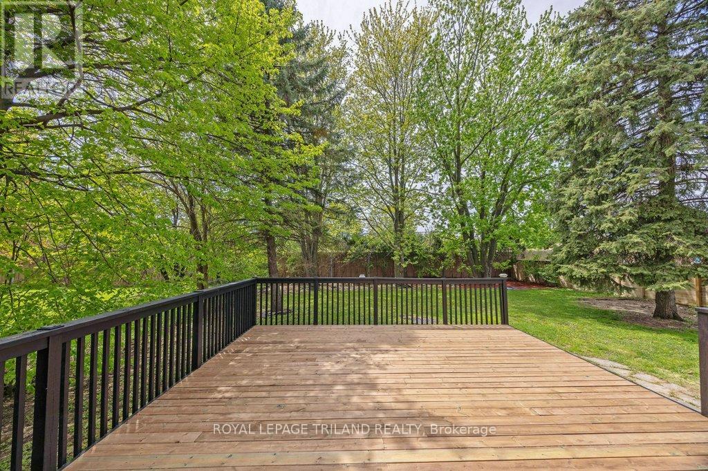50 Brentwood Crescent, London North (North J), Ontario  N6G 1X2 - Photo 31 - X12143572