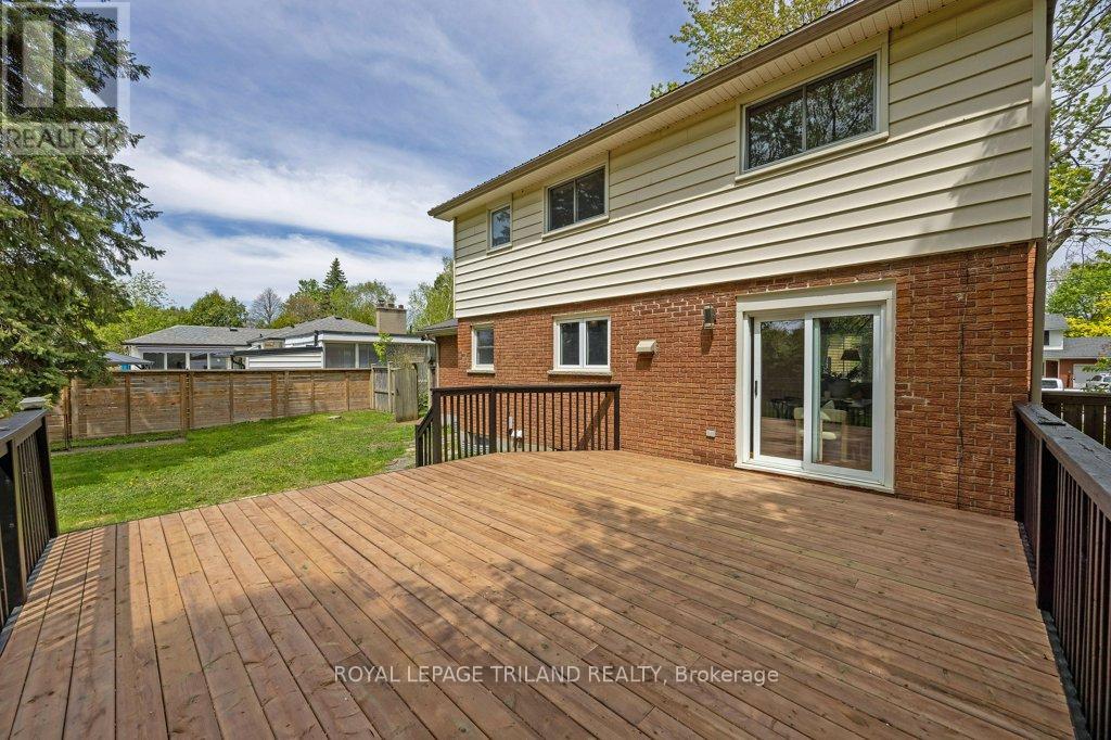 50 Brentwood Crescent, London, Ontario  N6G 1X2 - Photo 33 - X12143572