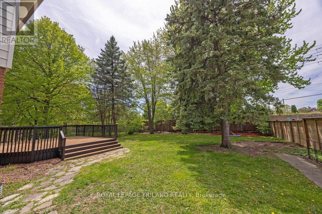 50 Brentwood Crescent, London North (North J), Ontario  N6G 1X2 - Photo 36 - X12143572