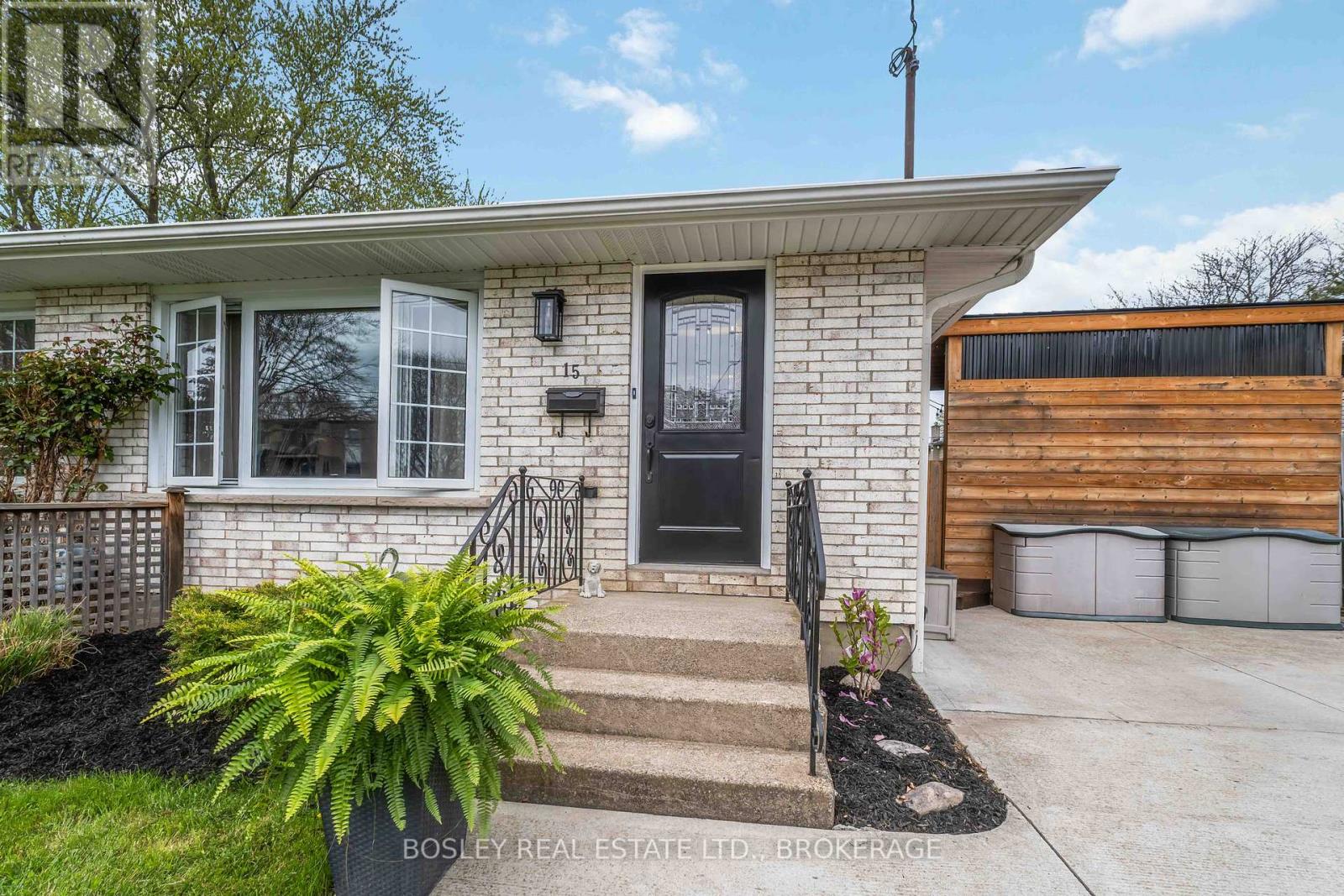 15 WESTLAKE LANE, st. catharines (lakeport), Ontario