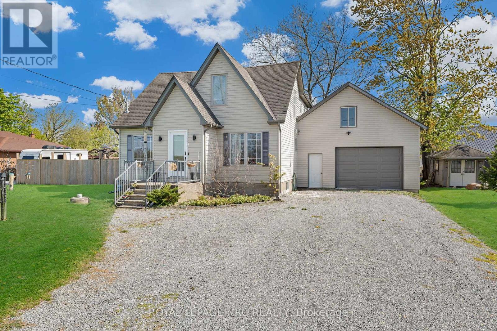 Property at 769 KILLALY STREET E image 2