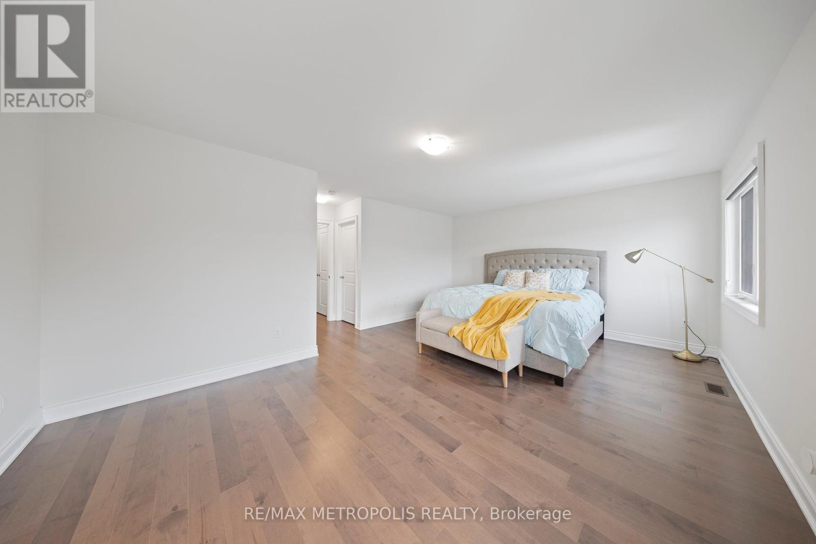 147 Kennedy Boulevard, New Tecumseth, Ontario  L9R 0W1 - Photo 25 - N12086466