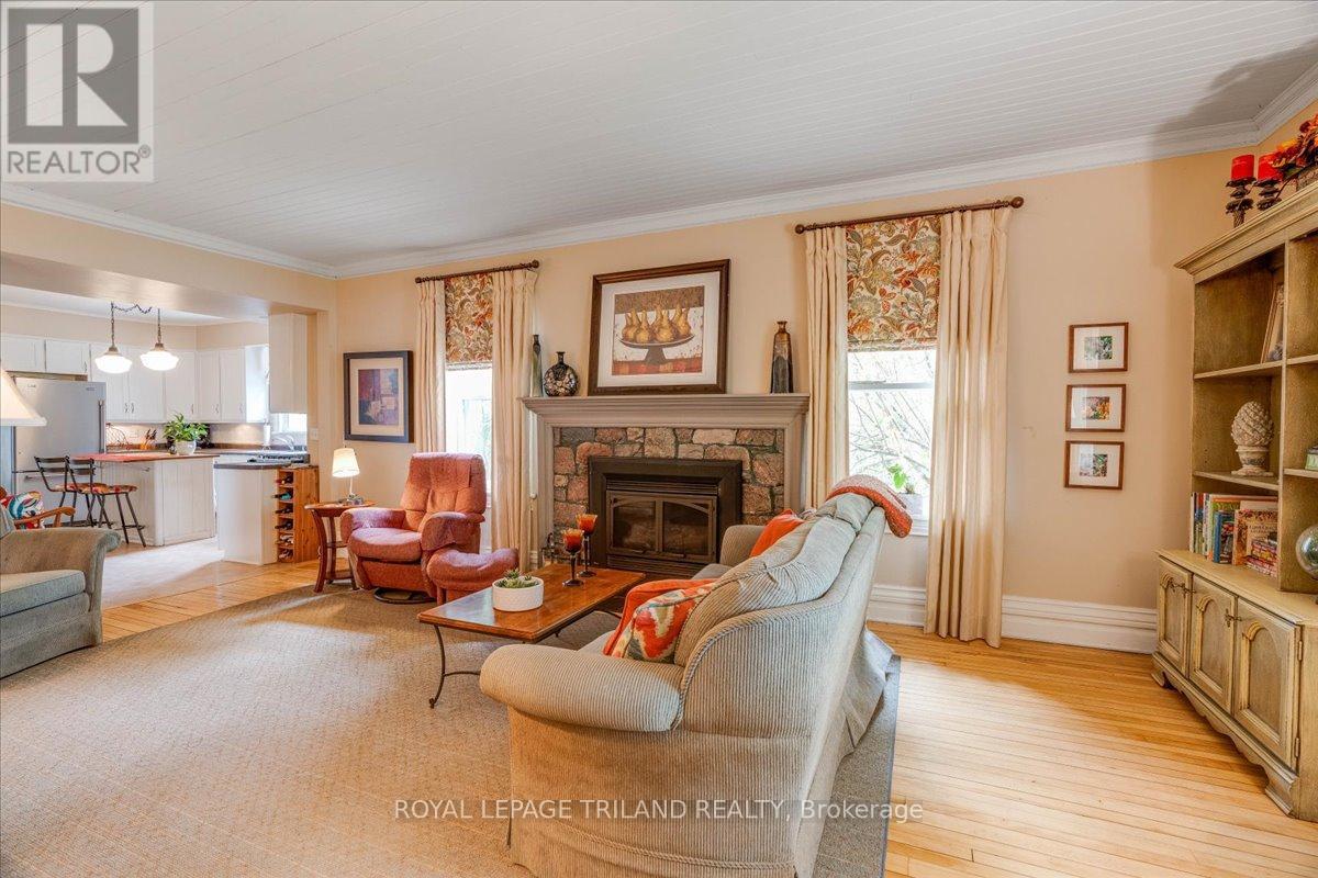Photo 12 of 45 for 9907 Littlewood Drive