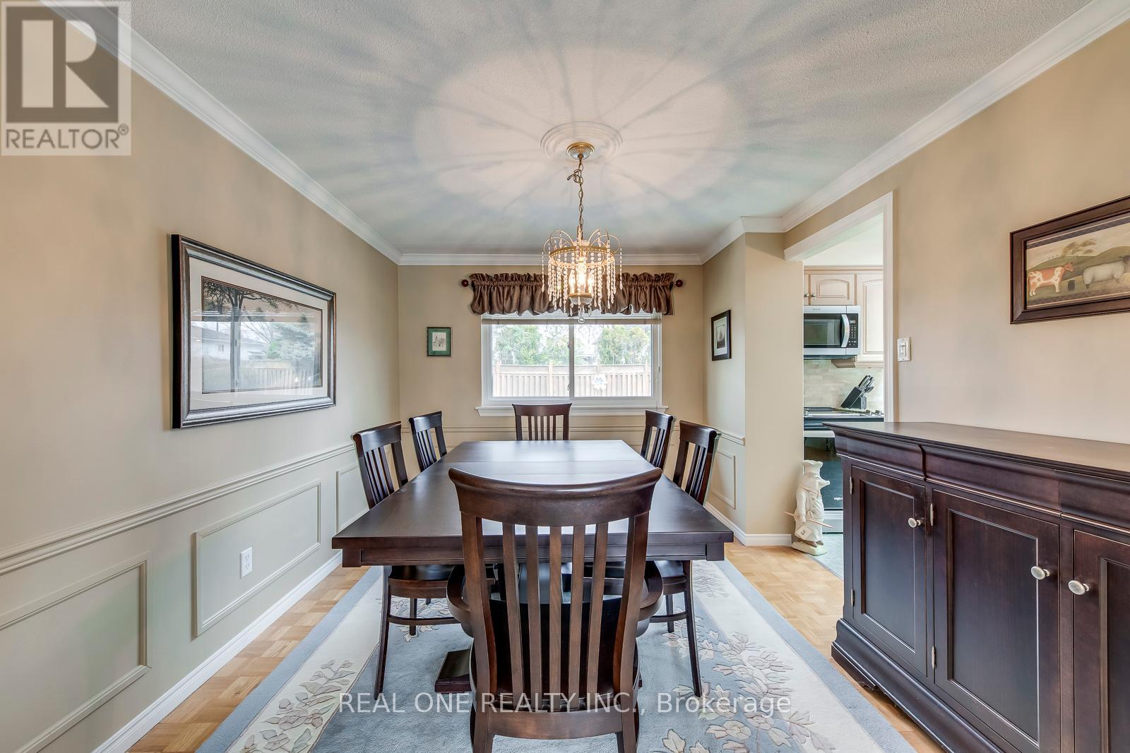 201 Arichat Road, Oakville, Ontario  L6J 5N5 - Photo 10 - W12112976