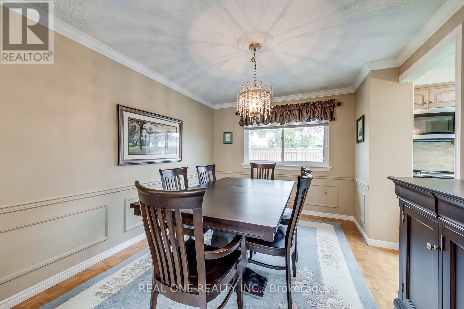 201 Arichat Road, Oakville, Ontario  L6J 5N5 - Photo 11 - W12112976