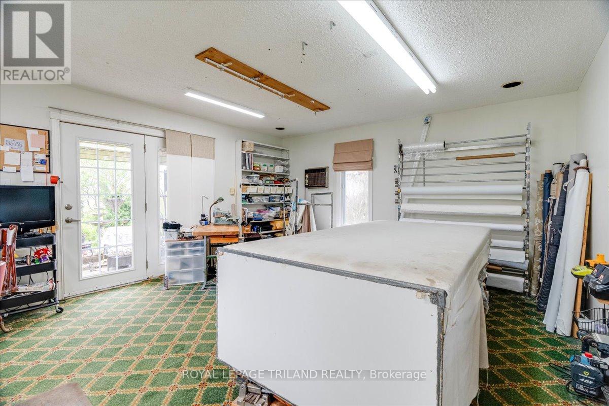 9907 Littlewood Drive, Middlesex Centre, Ontario  N6P 1P3 - Photo 27 - X12142732