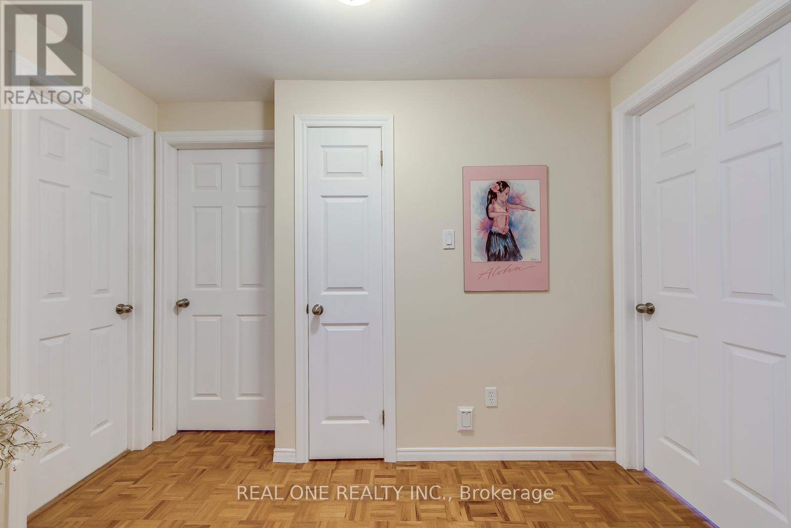 201 Arichat Road, Oakville, Ontario  L6J 5N5 - Photo 23 - W12112976