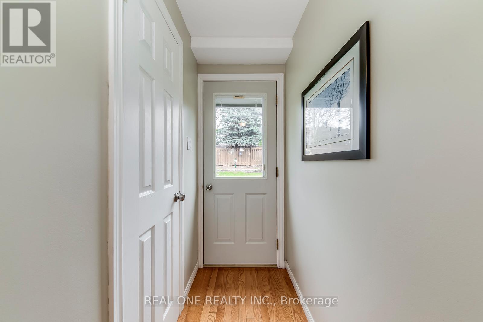 201 Arichat Road, Oakville, Ontario  L6J 5N5 - Photo 20 - W12112976