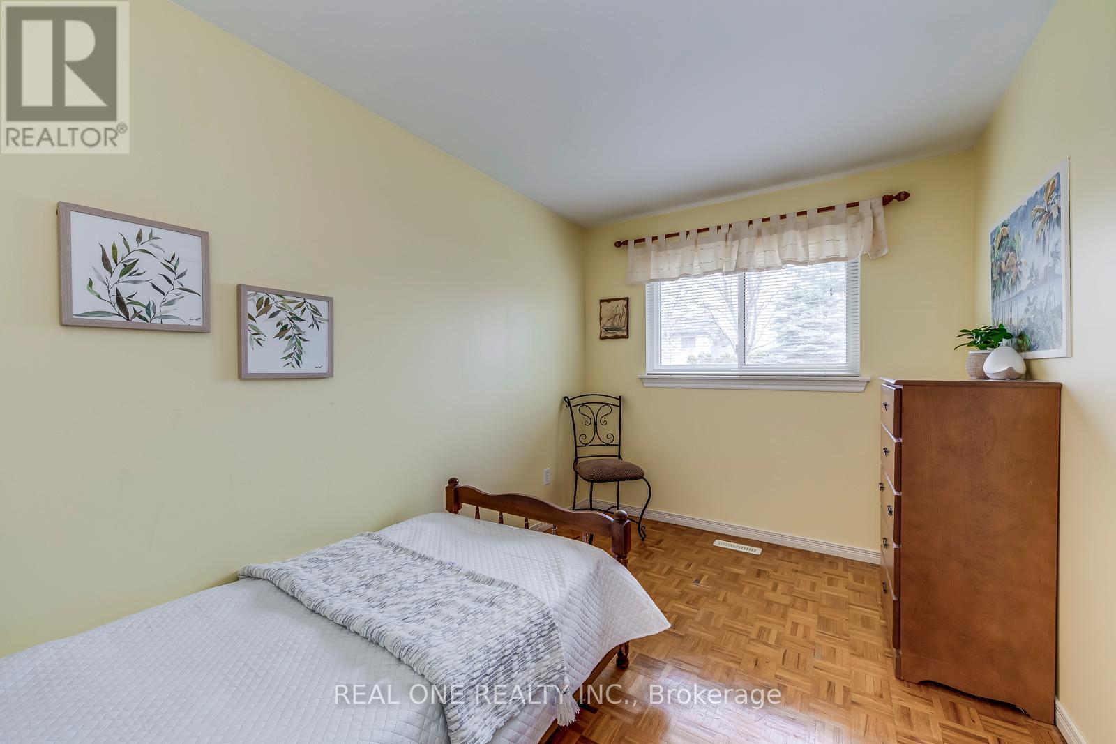 201 Arichat Road, Oakville, Ontario  L6J 5N5 - Photo 32 - W12112976