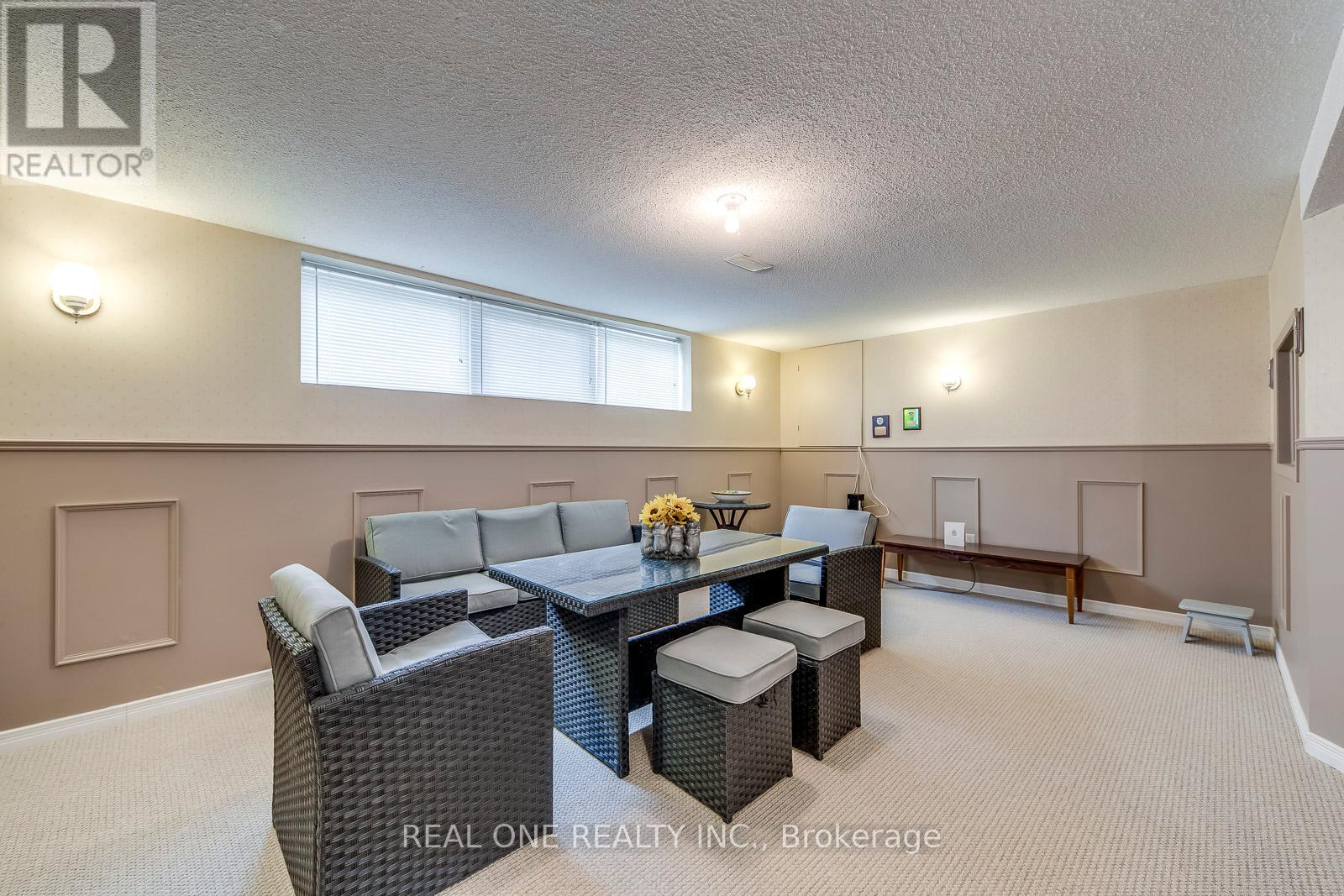 201 Arichat Road, Oakville, Ontario  L6J 5N5 - Photo 39 - W12112976