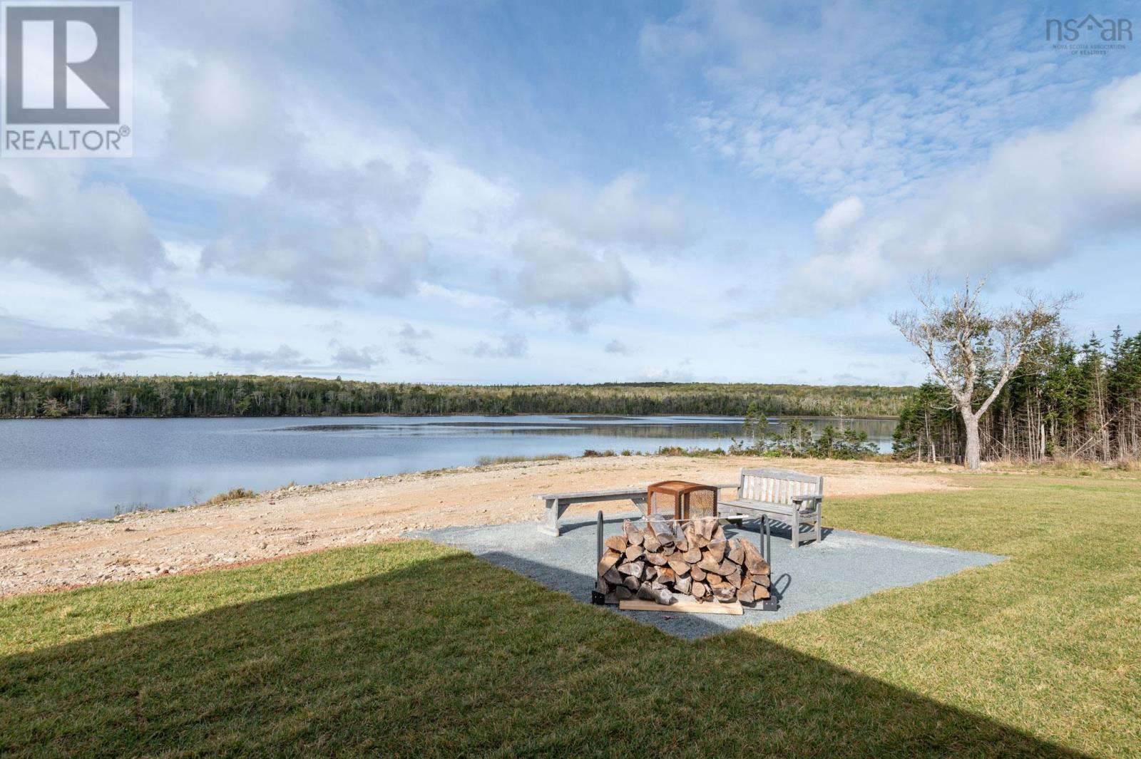 Property at 5121 Clam Harbour Road image 5