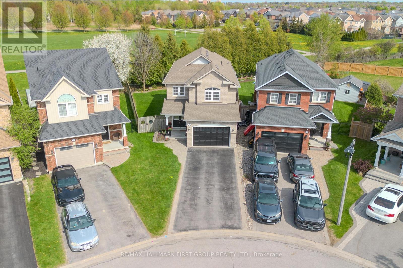 Property at 21 ARLSTON COURT image 2