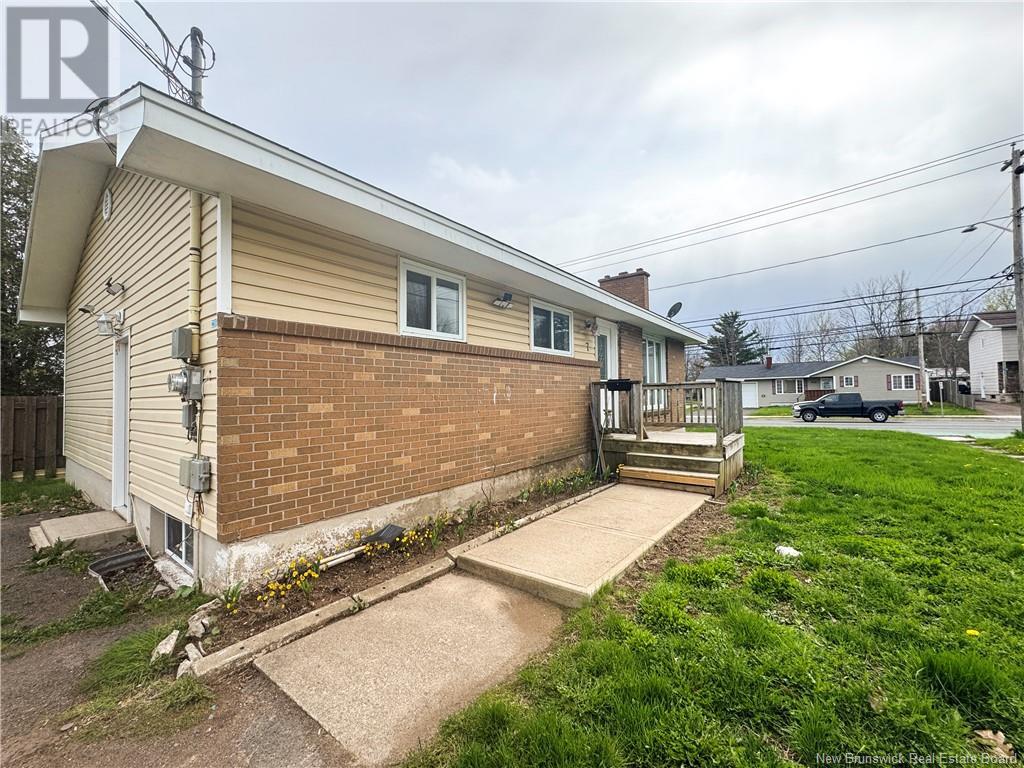 Property at 7 Carl Street image 2