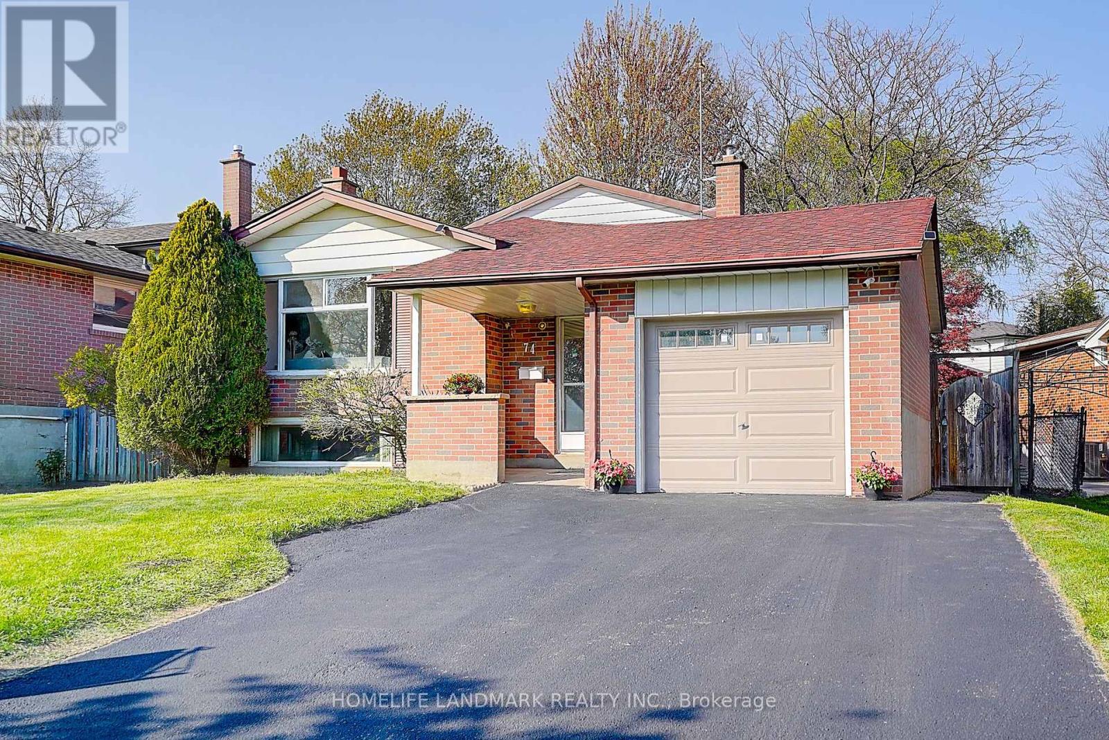 Property at 74 INVERGORDON AVENUE E image 1