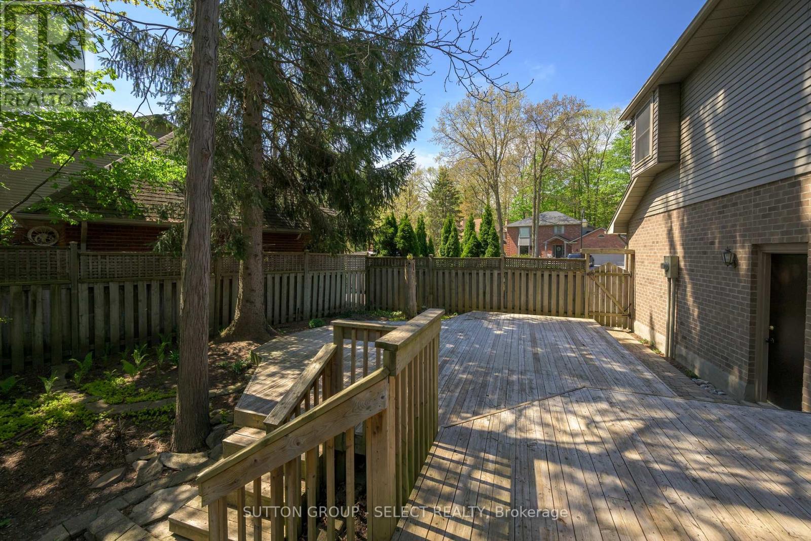 59 Heathdale Court, London South, Ontario  N6K 4B1 - Photo 29 - X12093730