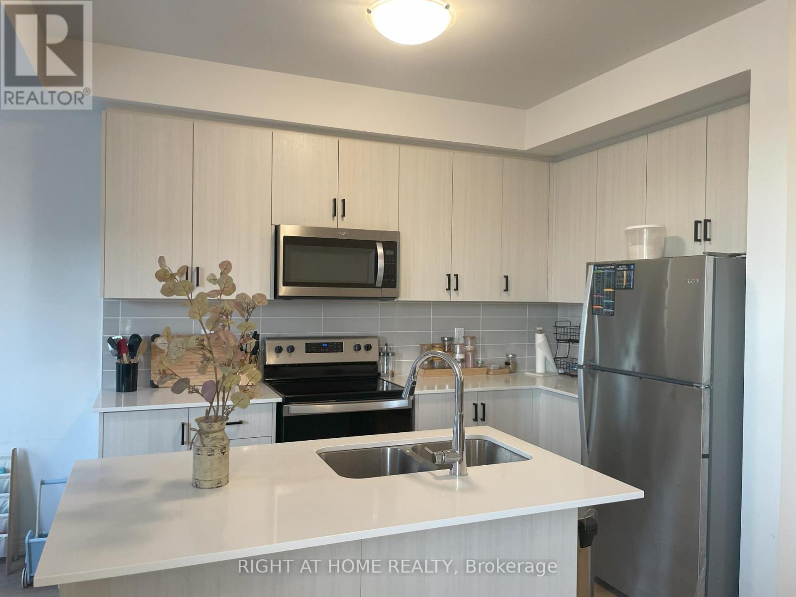 45 - 9440 The Gore Road, Brampton, Ontario  L6P 4P9 - Photo 9 - W12143578