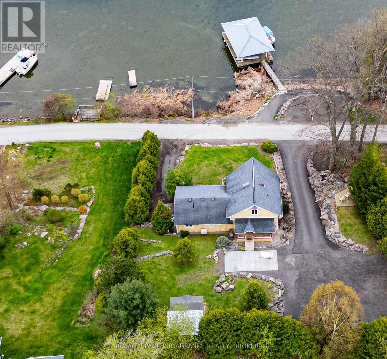 146 RIVER ROAD, front of leeds & seeleys bay, Ontario