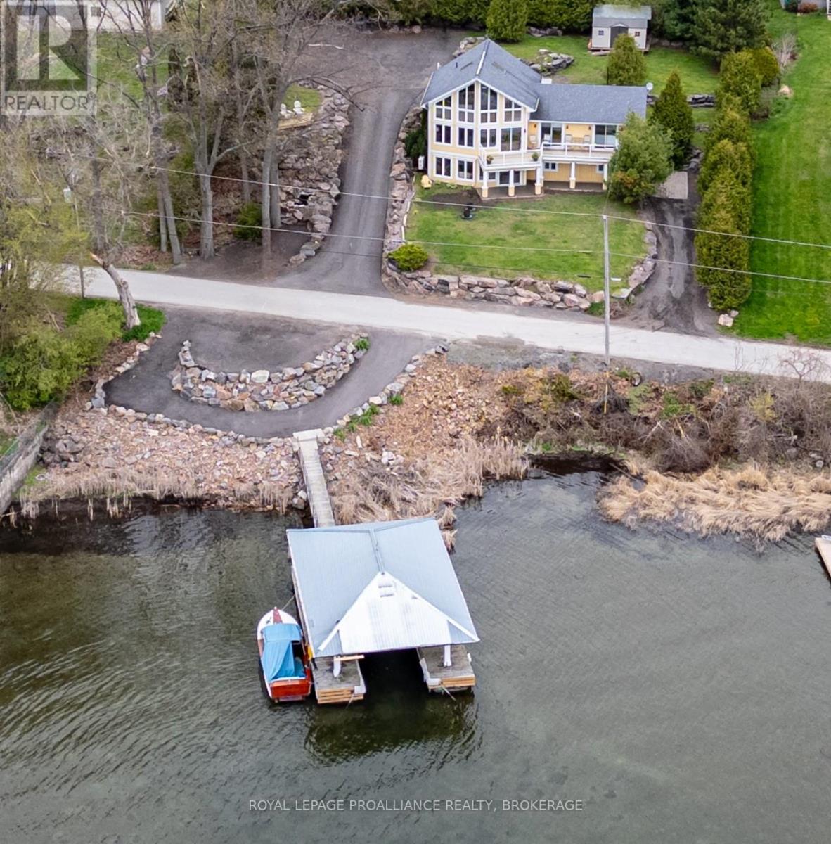 146 River Road, Front Of Leeds & Seeleys Bay, Ontario  K0E 1L0 - Photo 2 - X12143623