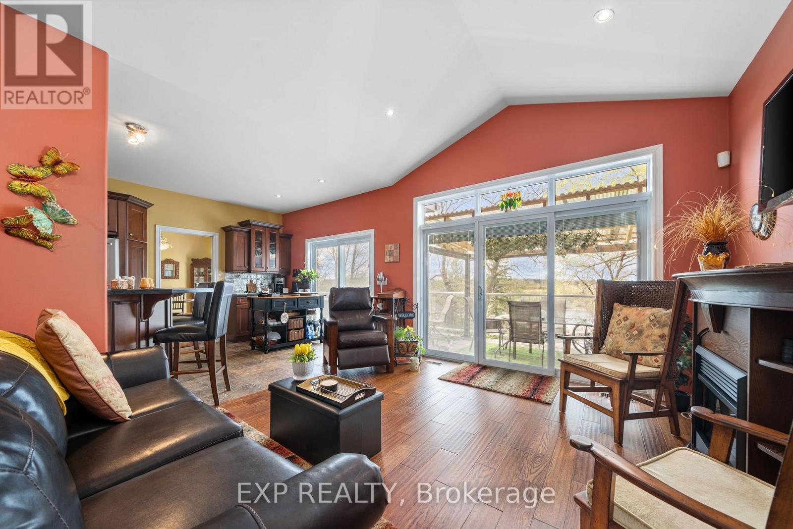 127 River Drive, Quinte West, Ontario  K0K 2C0 - Photo 12 - X12143552