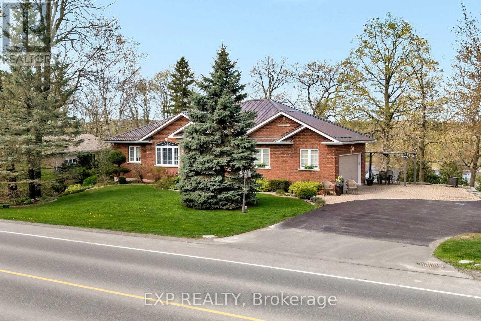 127 River Drive, Quinte West (Frankford Ward), Ontario  K0K 2C0 - Photo 2 - X12143552