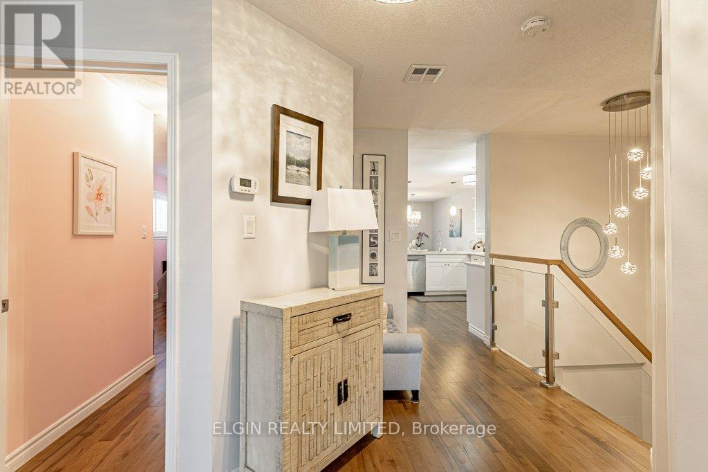 48 Jackson Court W, Welland, Ontario  L3C 7G2 - Photo 5 - X12143609