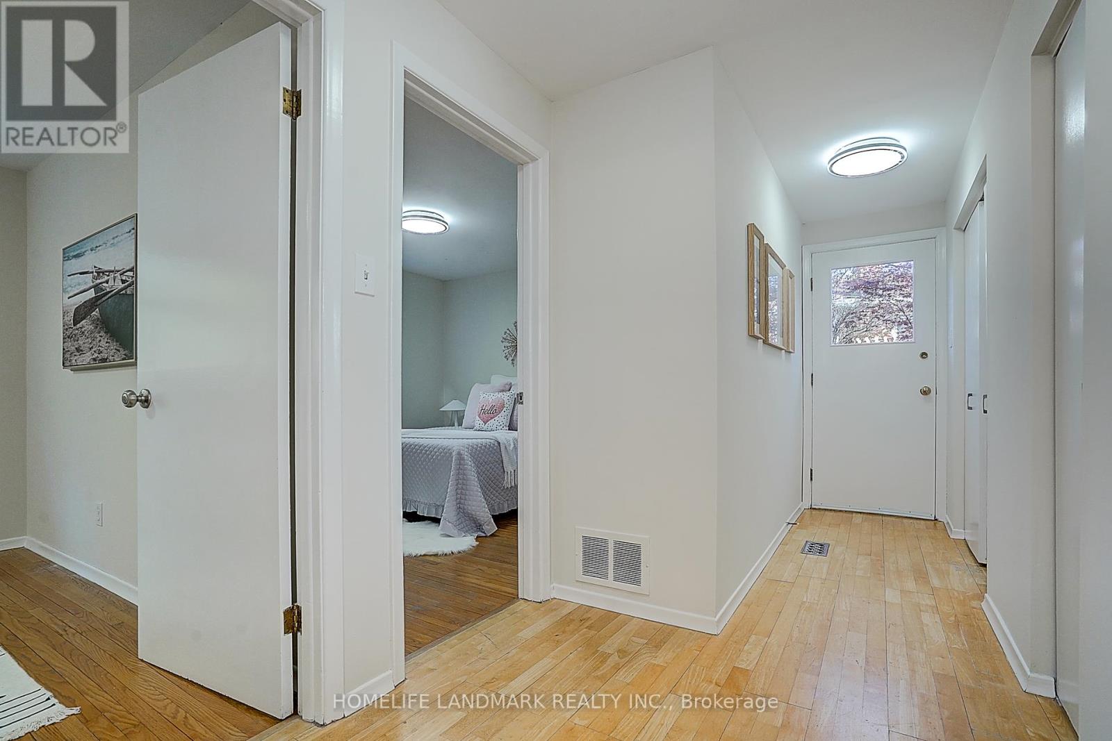 74 Invergordon Avenue E, Toronto, Ontario  M1S 2Z2 - Photo 18 - E12141180