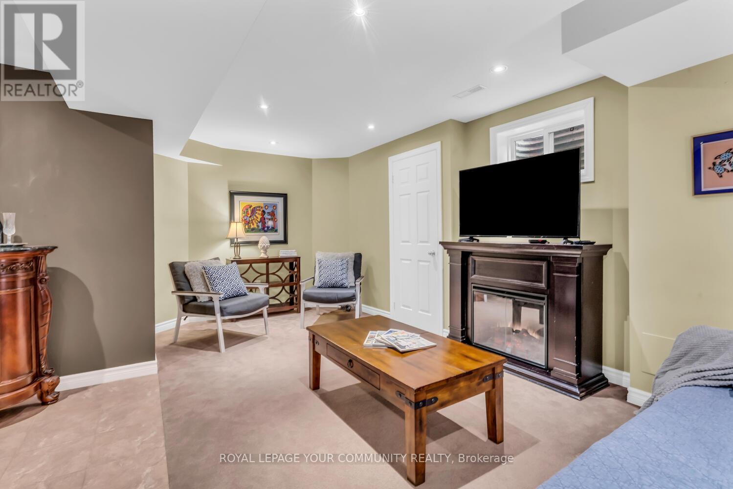42 Portland Crescent, Newmarket, Ontario  L3Y 6A5 - Photo 23 - N12085177