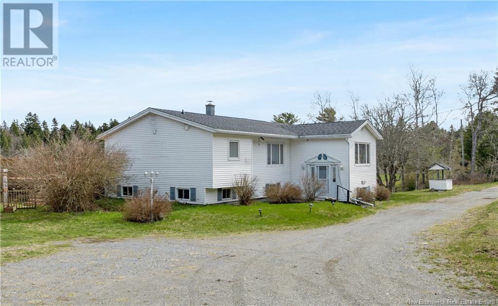 Property at 1652 Golden Grove Road image 2