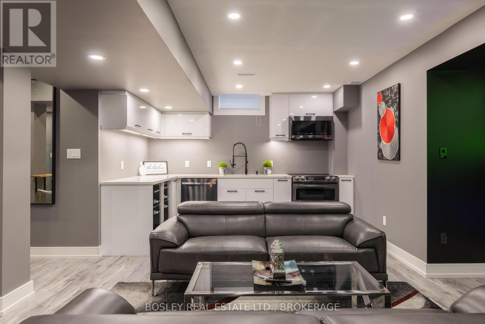 251 Shoreview Drive, Welland (Hwy 406/welland), Ontario  L3B 0H3 - Photo 42 - X12143600