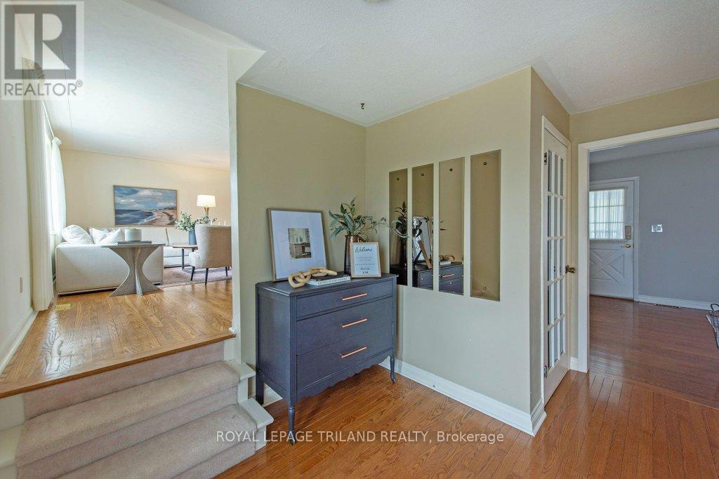 Property at 51 WESTBURY AVENUE image 4