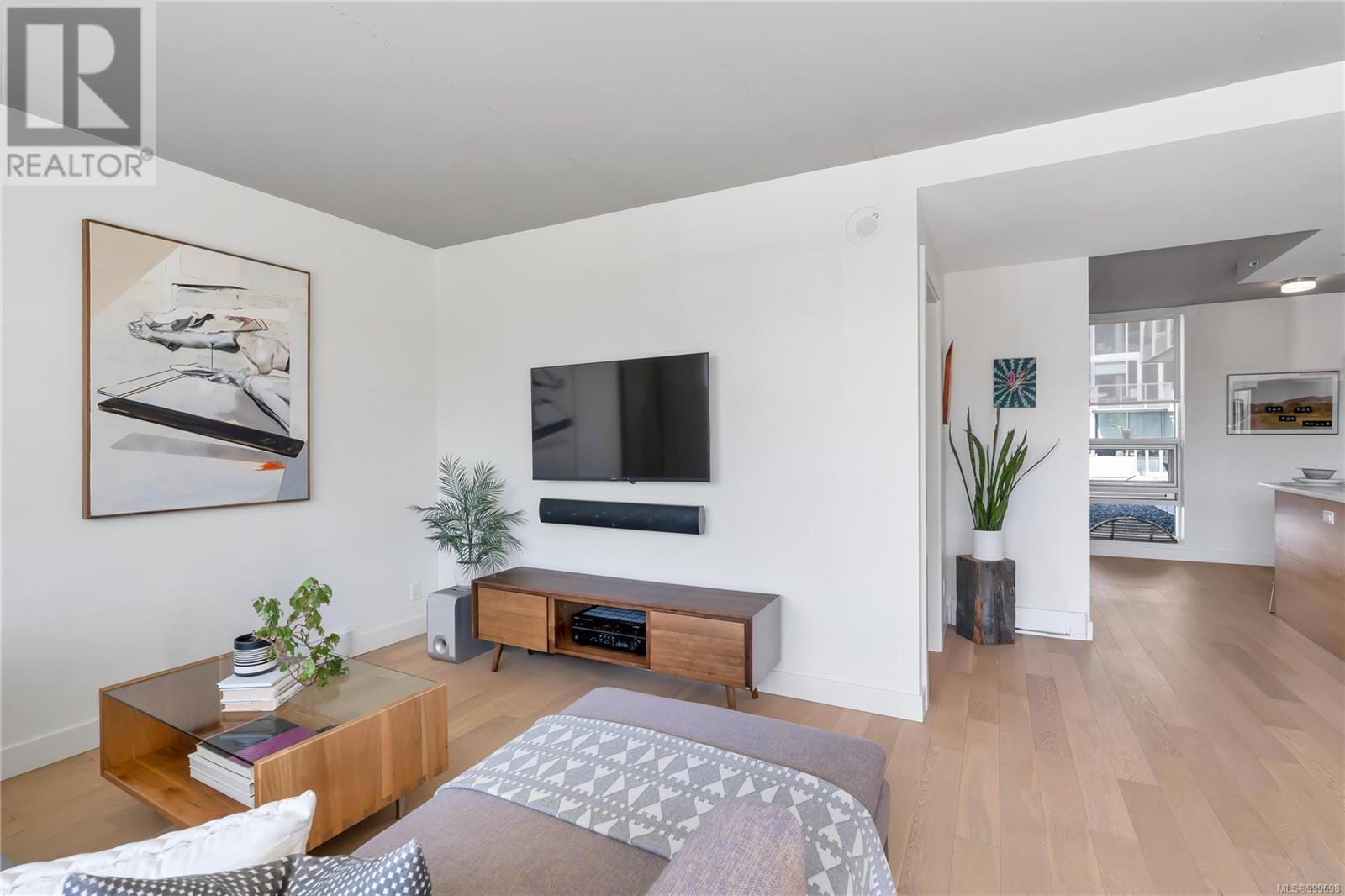 213 989 Johnson St, Victoria, British Columbia  V8V 0E3 - Photo 12 - 999698