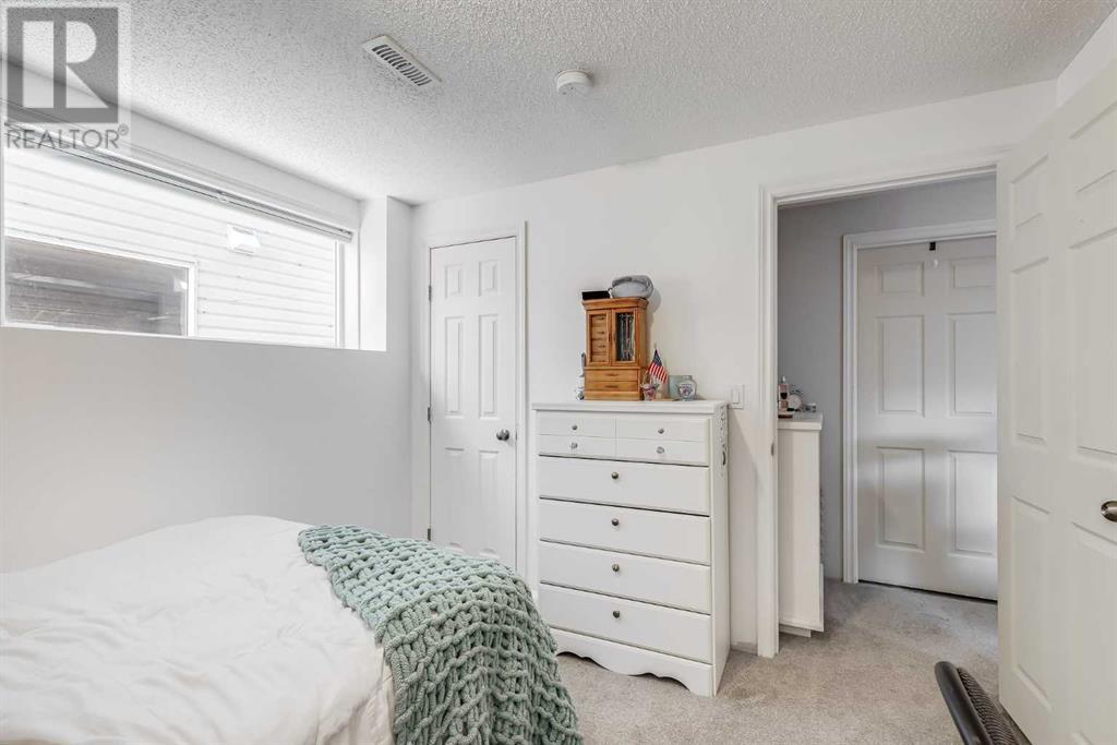 197 Hillcrest Drive Sw, Airdrie, Alberta  T4B 0Y8 - Photo 26 - A2220202