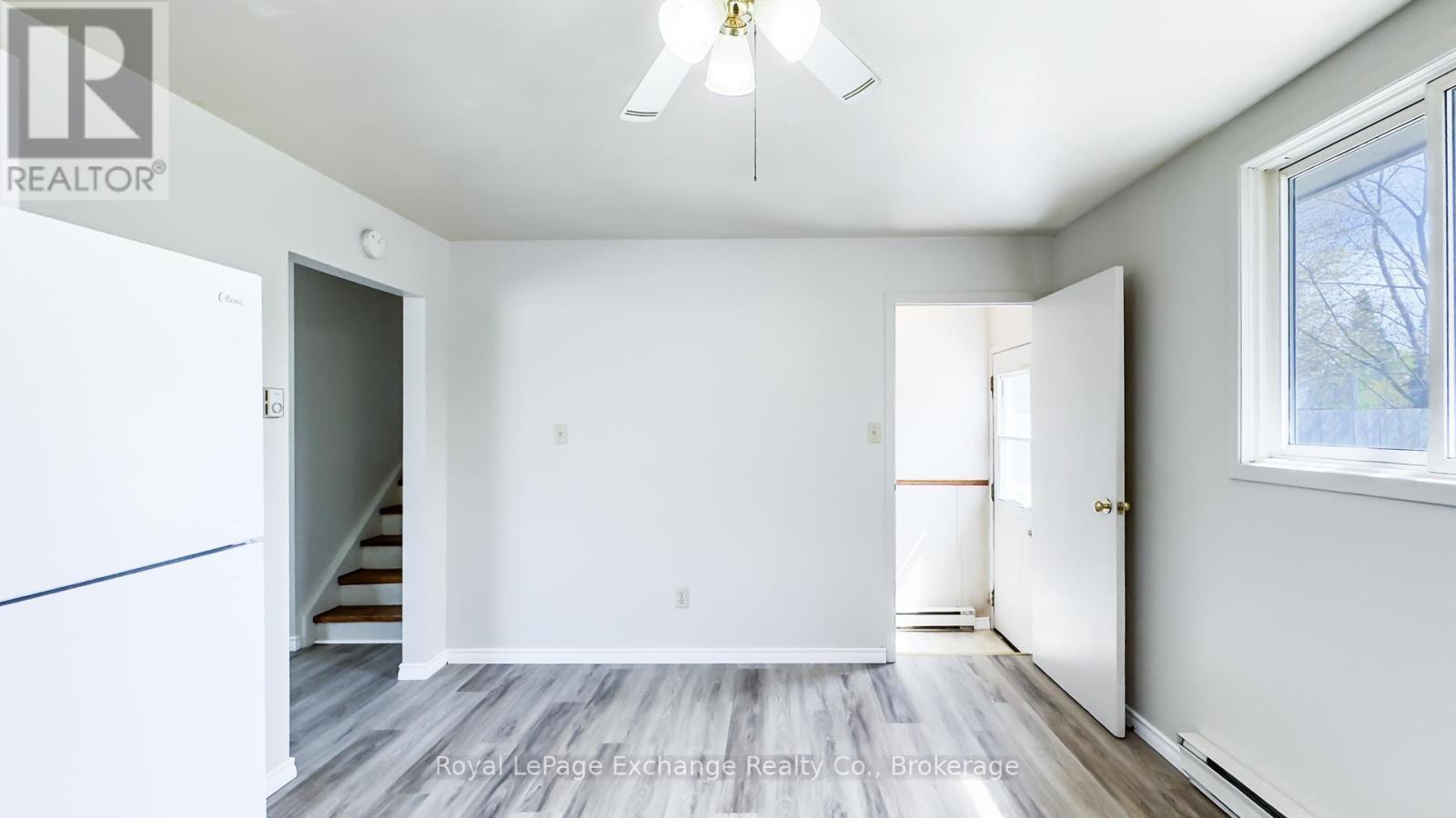 740 Johnston Crescent S, Kincardine, Ontario  N2Z 1S3 - Photo 15 - X12143602
