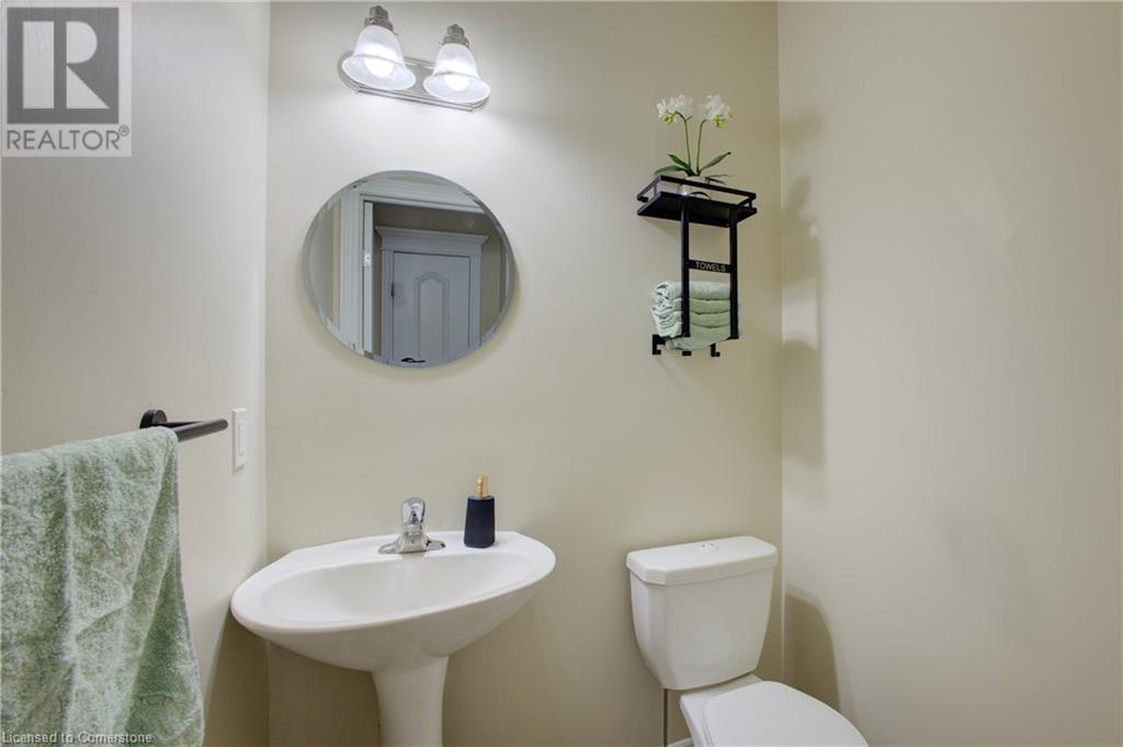54 Curzon Crescent, Guelph, Ontario  N1K 1Z9 - Photo 11 - 40727489